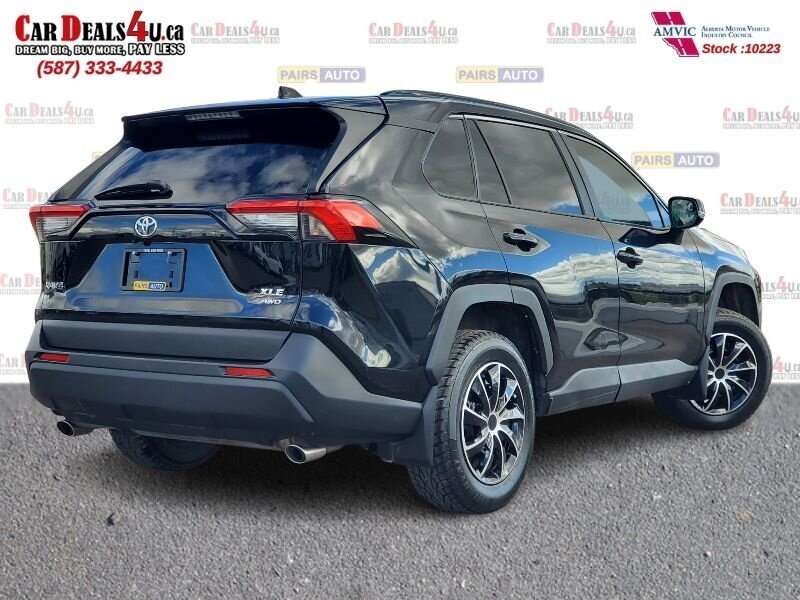 2025 Toyota RAV4 XLE — снимка 1