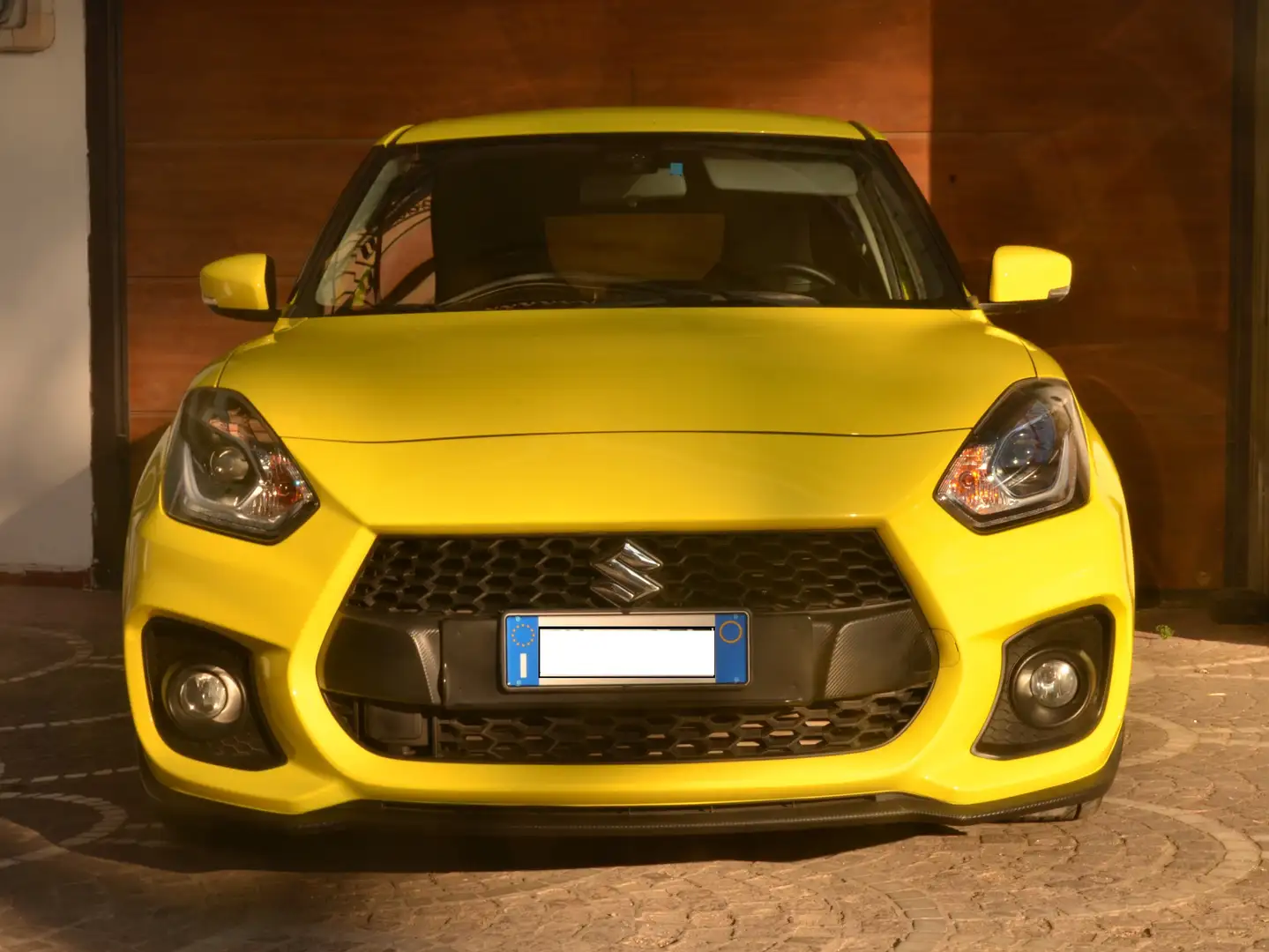 Suzuki Swift Swift VI 2017 1.4 boosterjet Sport 2wd Giallo - 1