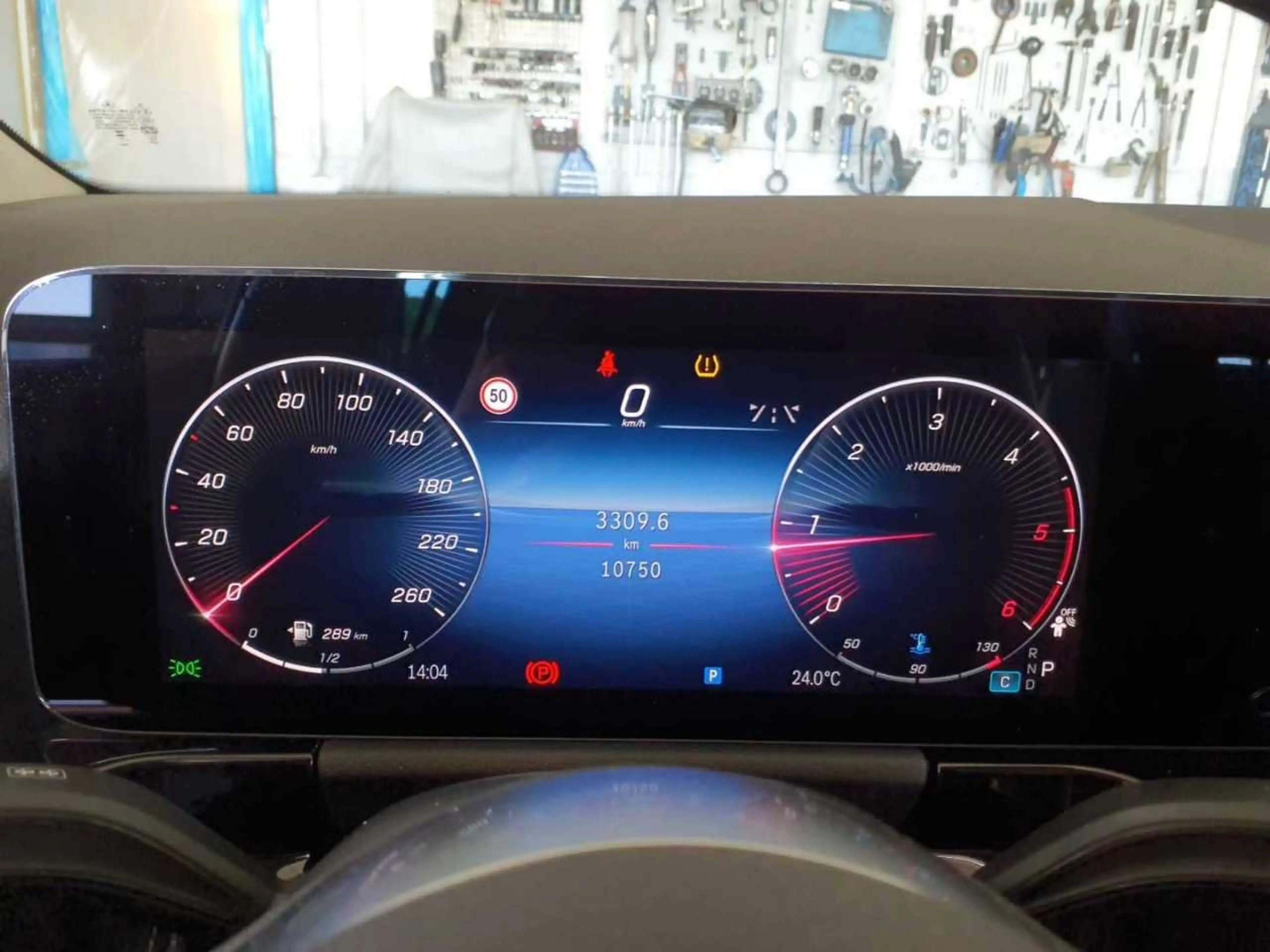 Mercedes-Benz GLA 180 d El.Heckkl. Key LED Lane Navi RKam AUT — photo 10
