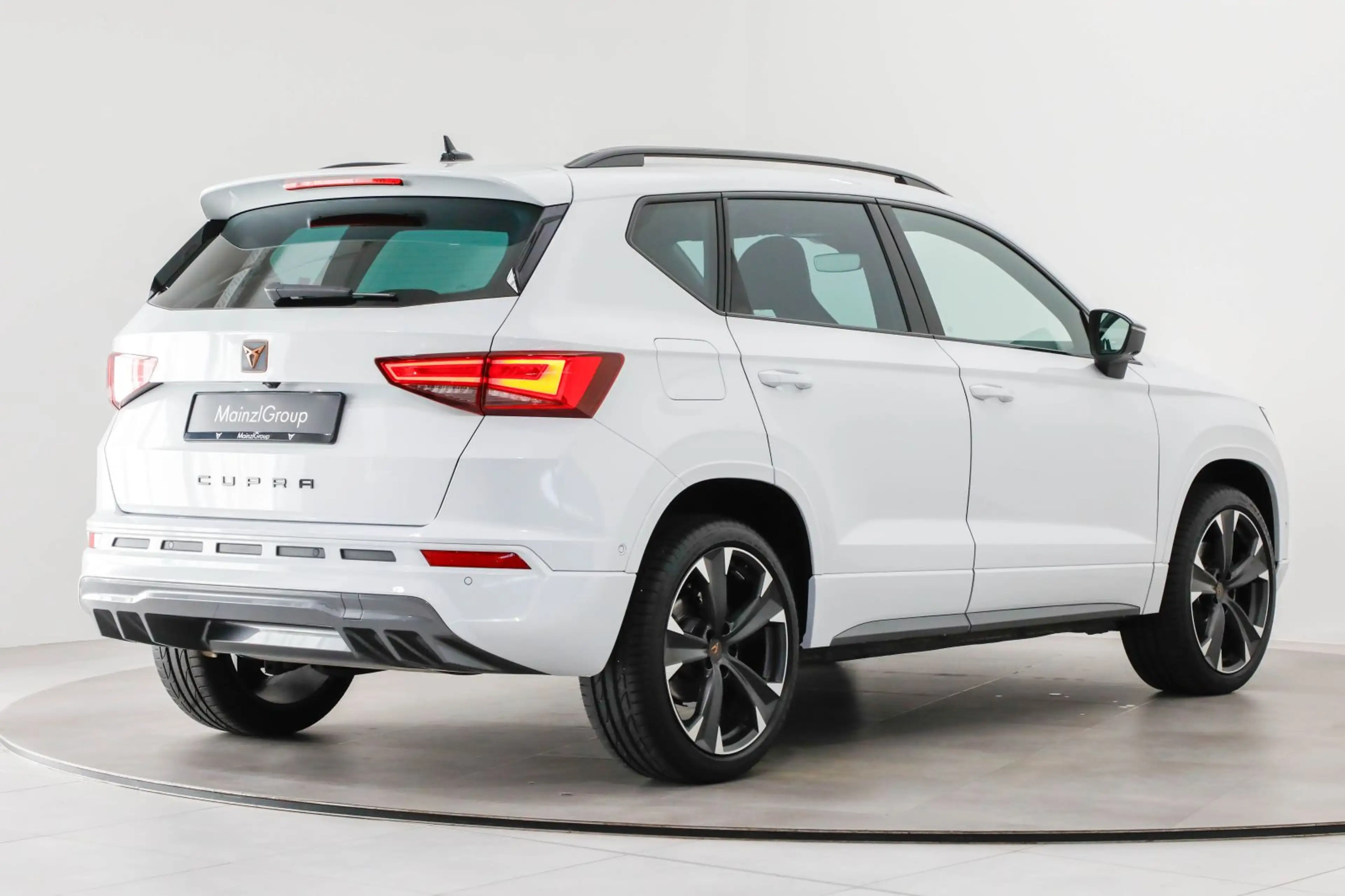 CUPRA Ateca 1.5 TSI DSG 360° AHK SHZ CarPlay — photo 10
