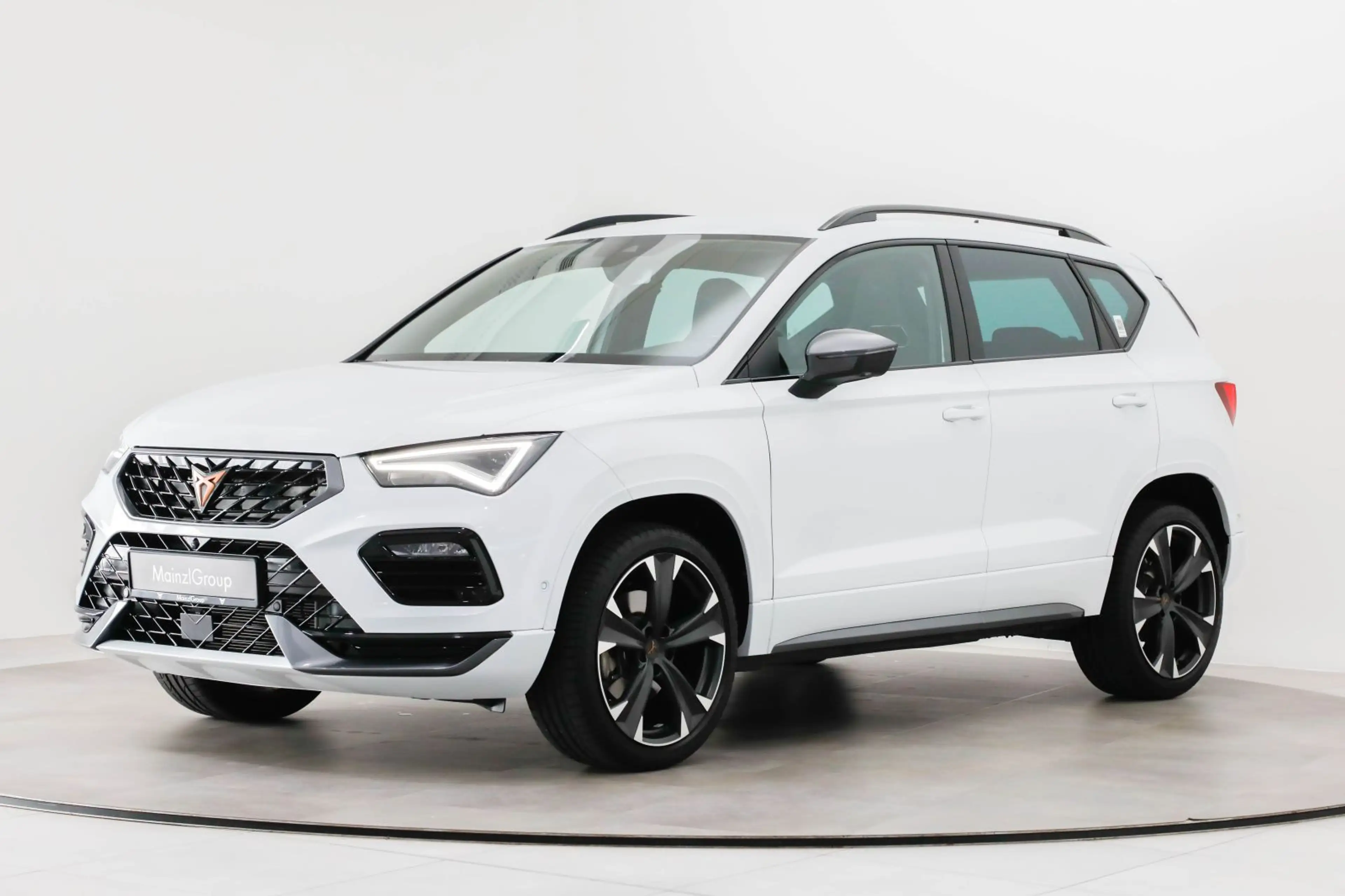 CUPRA Ateca 1.5 TSI DSG 360° AHK SHZ CarPlay — photo 2