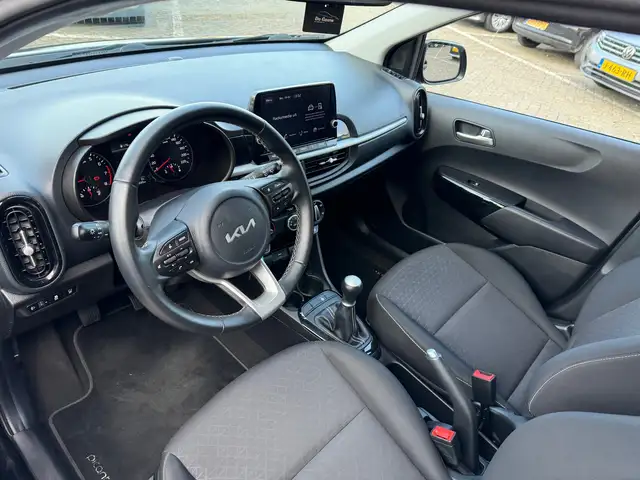 Kia Picanto view 11