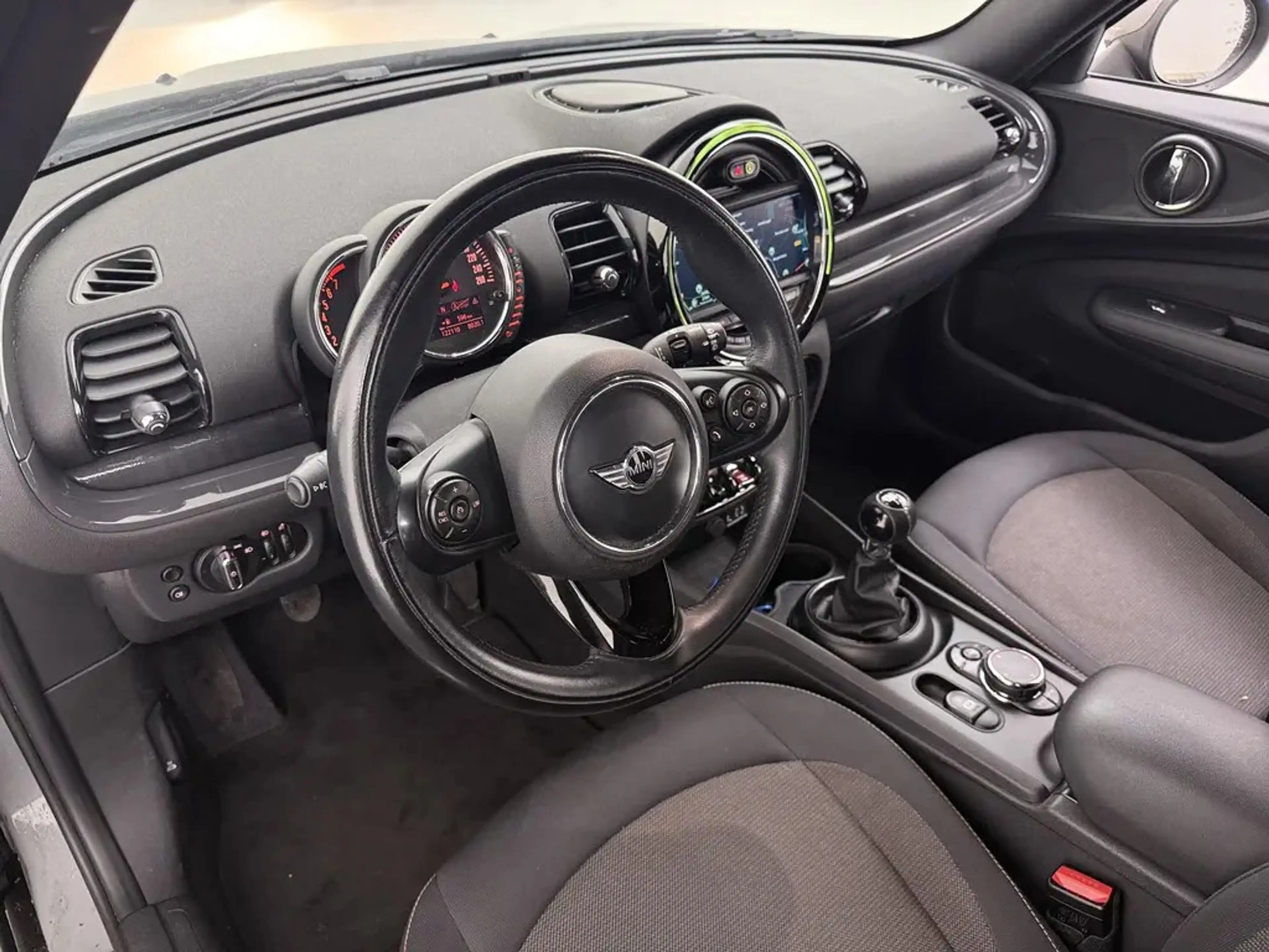 MINI Cooper Clubman 1.5 Business — photo 5