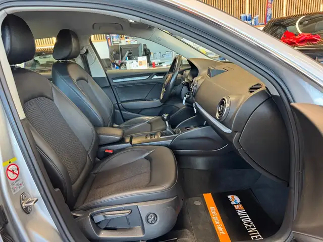 Audi A3 view 9