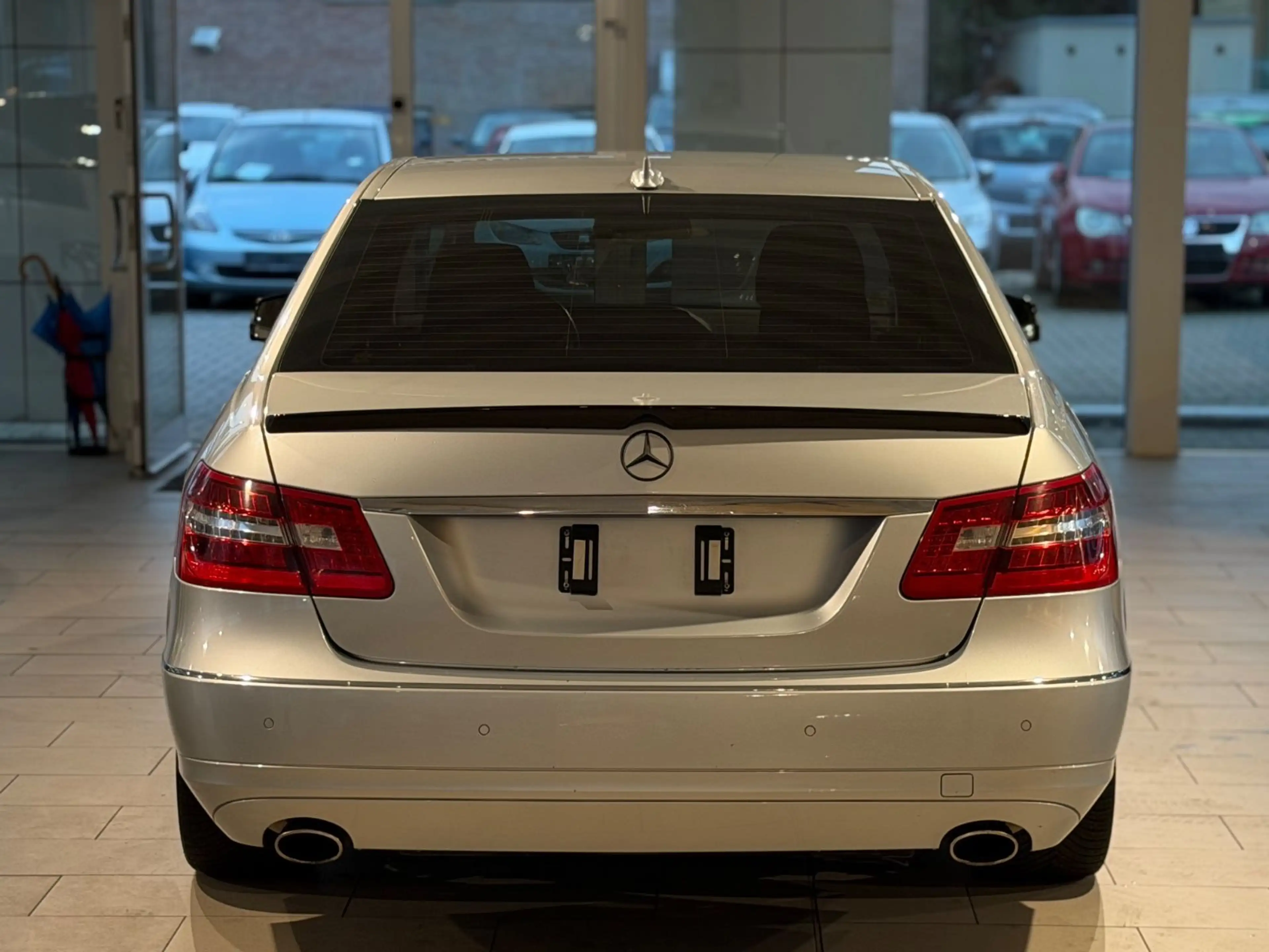 Mercedes-Benz E 350 E Limousine E 350 CGI BlueEfficiency*NAVI* — photo 9