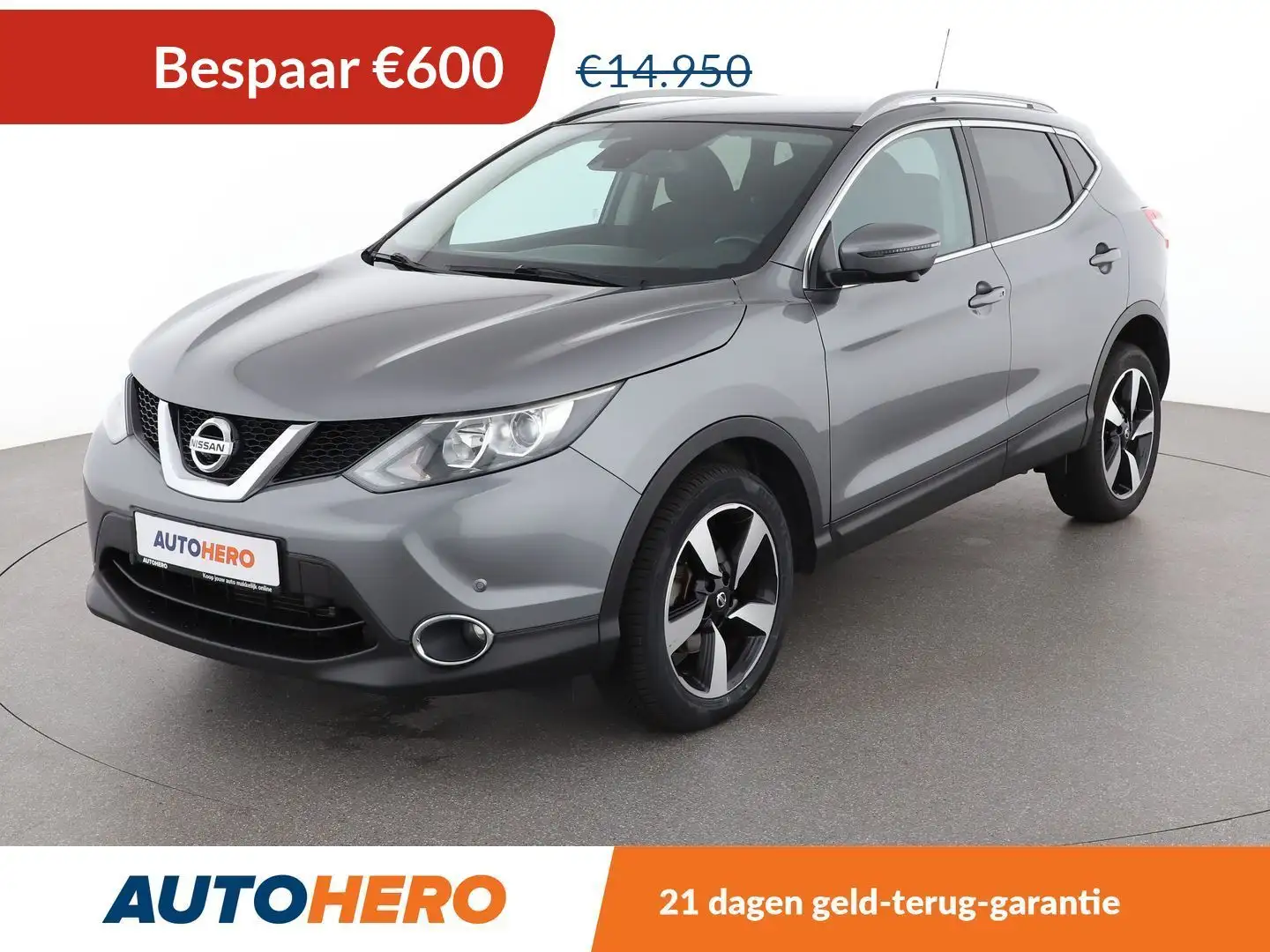 Nissan Qashqai 1.2 N-Connecta Grijs - 1