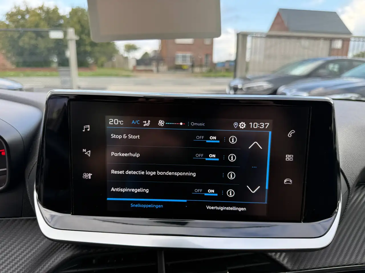Peugeot 208 1.2i 100PK STYLE CARPLAY DAB PDC BLUETOOTH FULL LED ALU CARPASS, миниатюра 22