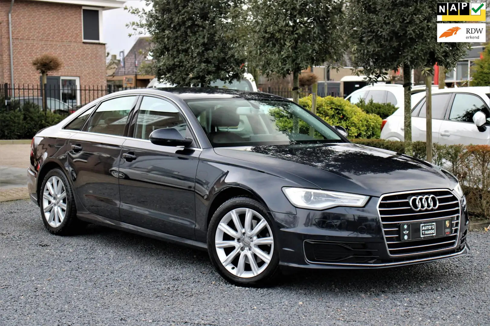 Audi A6 Limousine 1.8 TFSI ultra Premium Edition | Leer | Blauw - 1