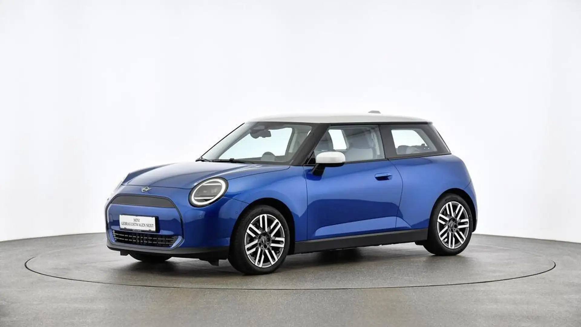 MINI Cooper E Blau - 2