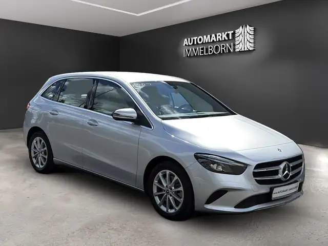 Mercedes-Benz B 250 e VollLeder*Kamera*LED*NaviTouch*Spur*VKZ