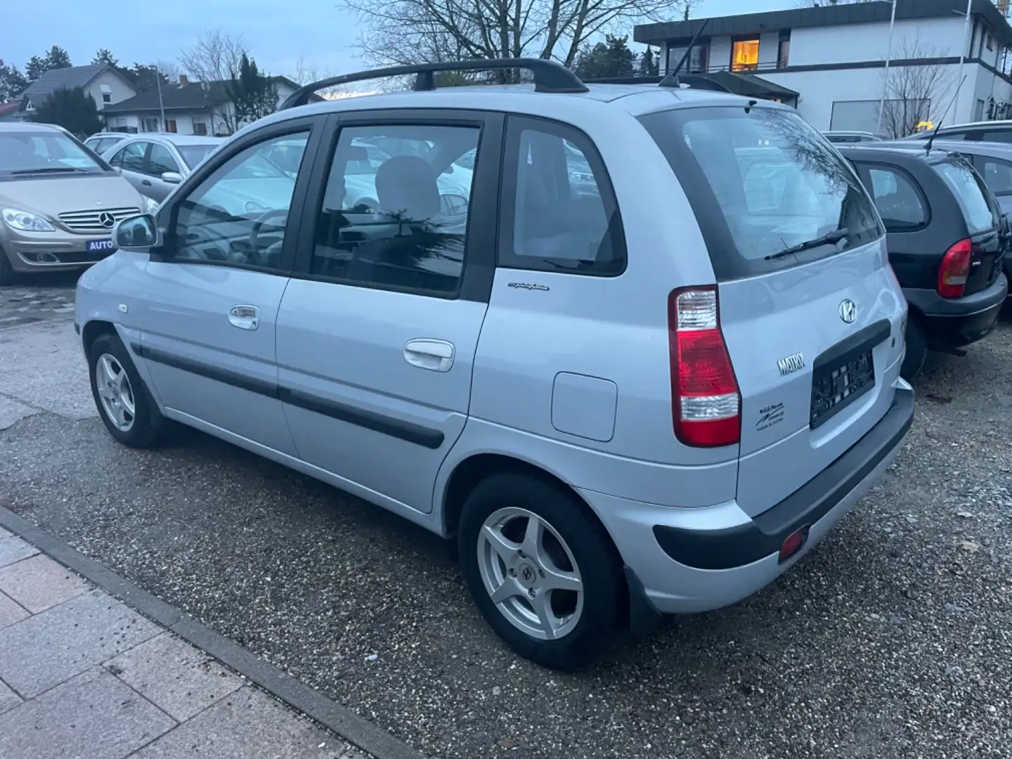 Hyundai Matrix 1.6 GLS KLIMA ALU NUR 101.693 KM !!! Silber - 2