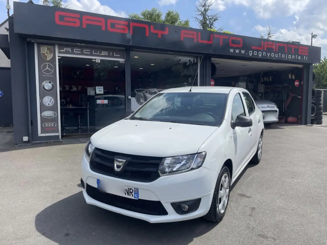Dacia Logan 0.9 TCE 90CH AMBIANCE