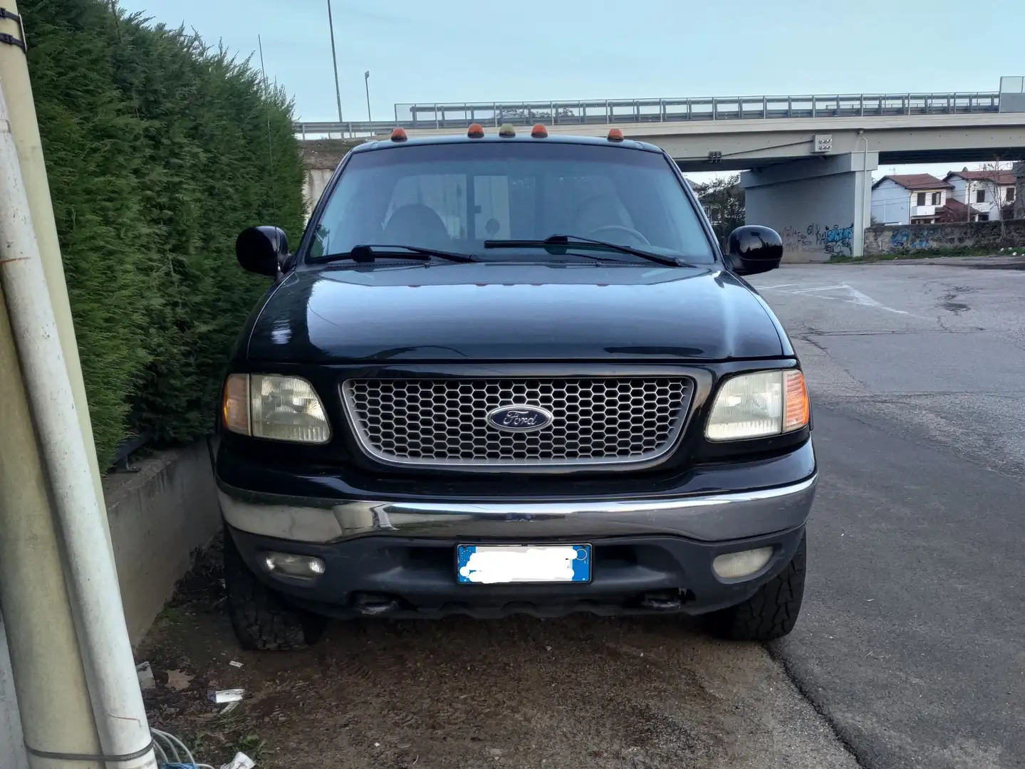 Ford F 150 5.4 Triton XLT 4x4 Negro - 1