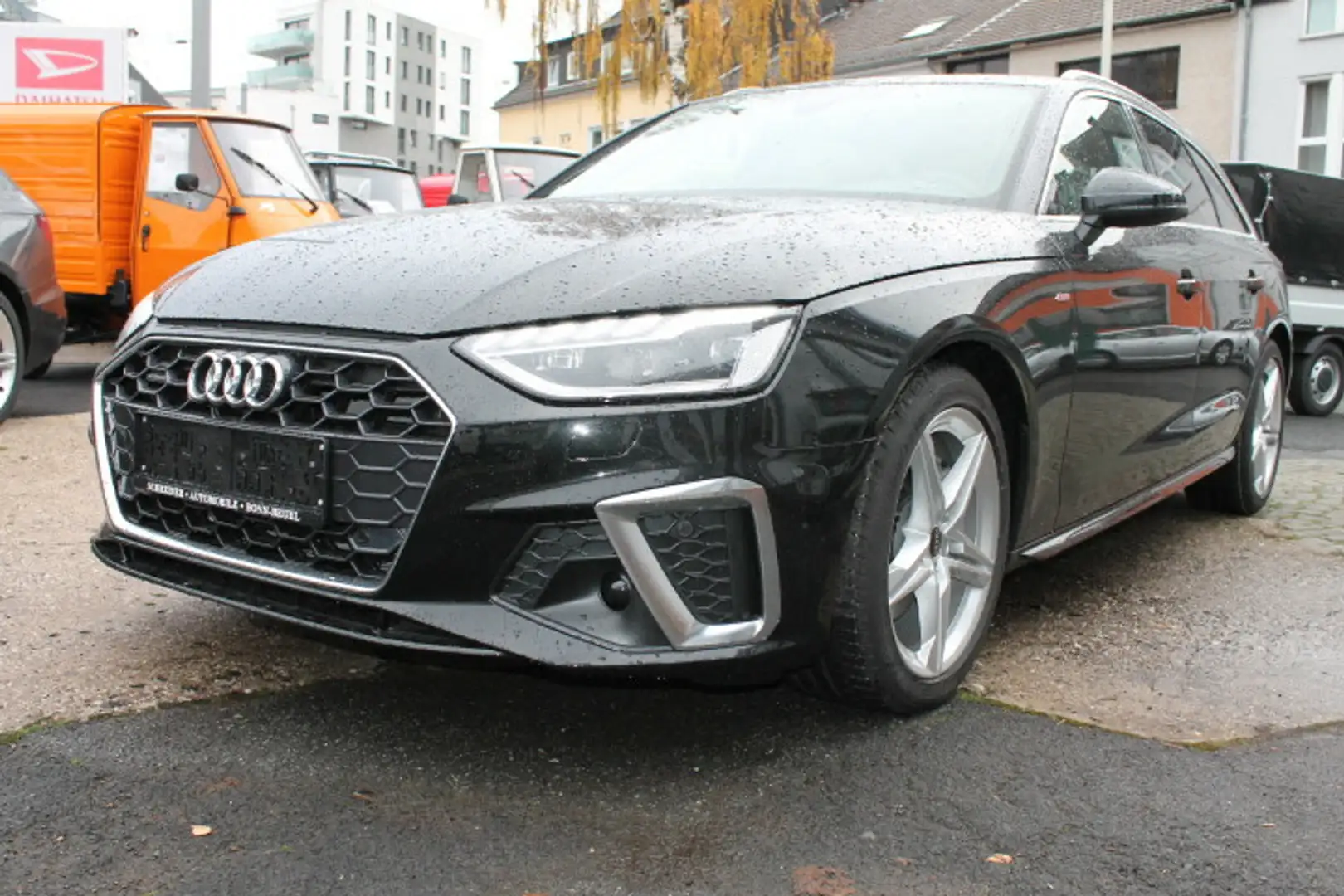 Audi A4 Avant TDi Quatt S-Line Navi AHK Standh Matrix Schwarz - 1