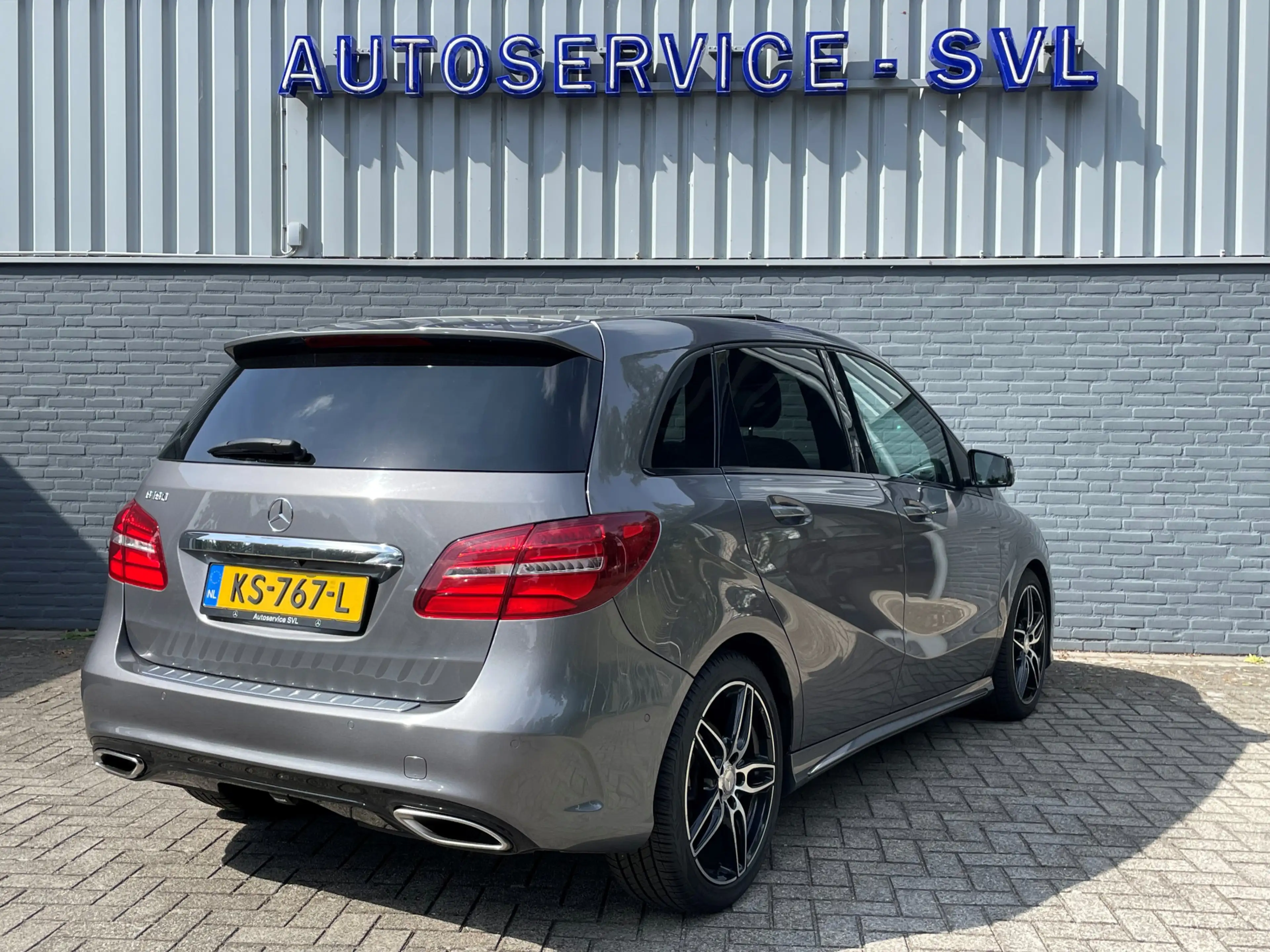 Mercedes-Benz B 180 AMG Style - Nightpakket - Achteruitrijcamera - Tre — photo 2