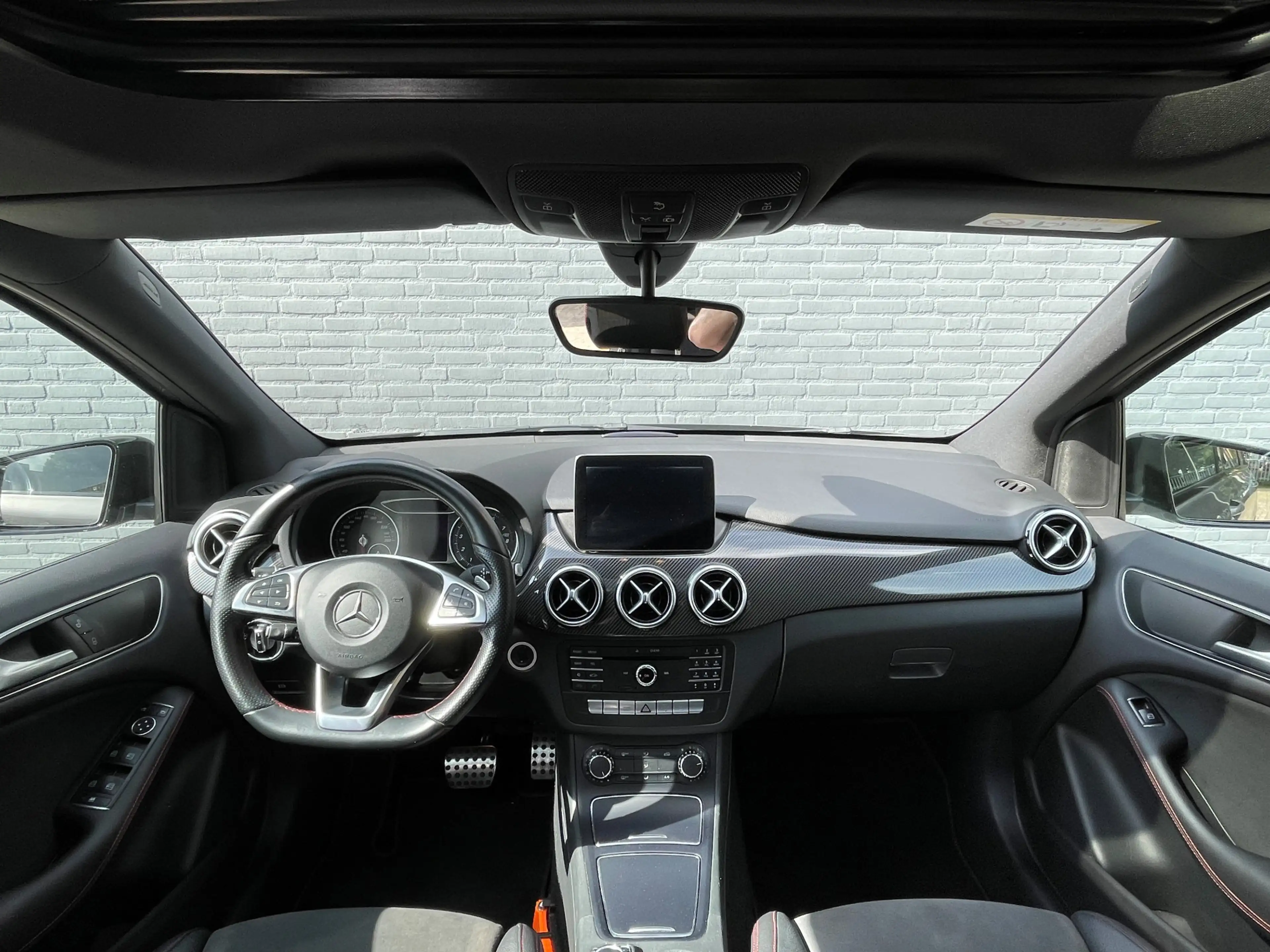 Mercedes-Benz B 180 AMG Style - Nightpakket - Achteruitrijcamera - Tre — photo 3