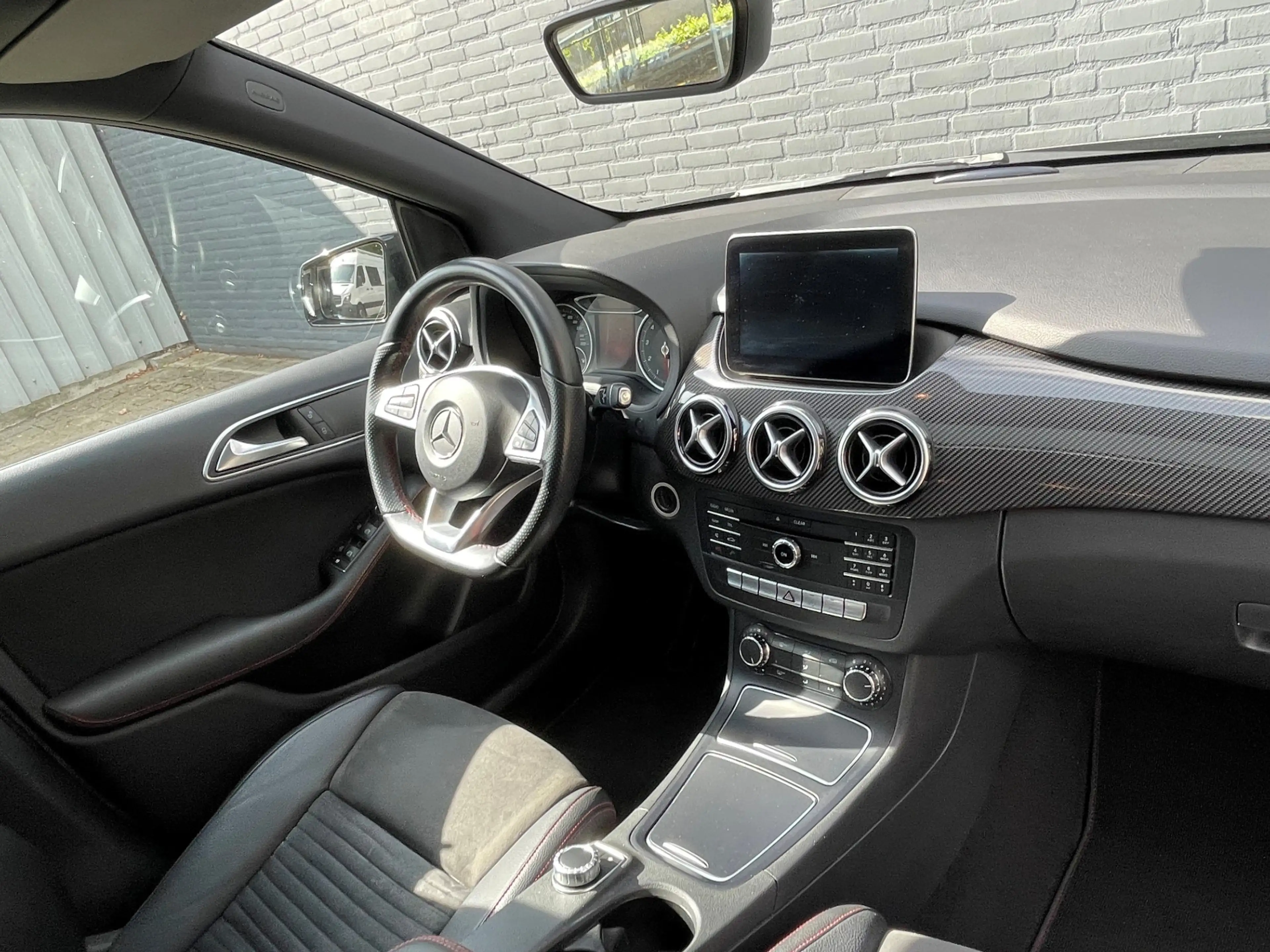 Mercedes-Benz B 180 AMG Style - Nightpakket - Achteruitrijcamera - Tre — photo 10