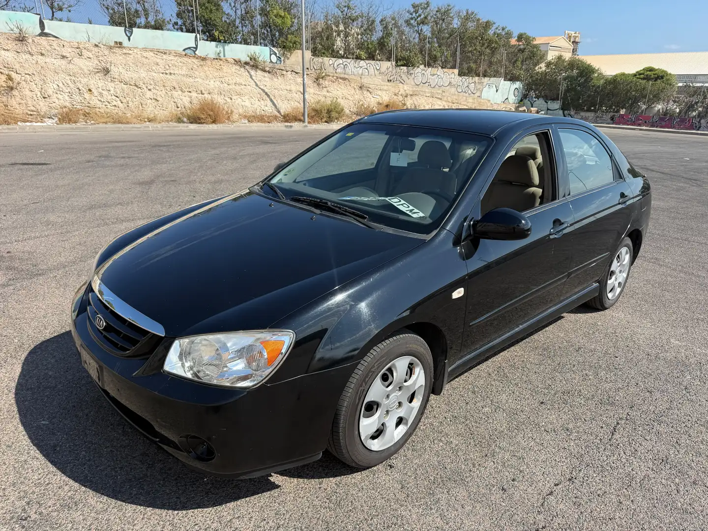 Kia Cerato 1.6 LX - 1