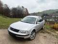 Volkswagen Passat 1,6 Silber - thumbnail 1