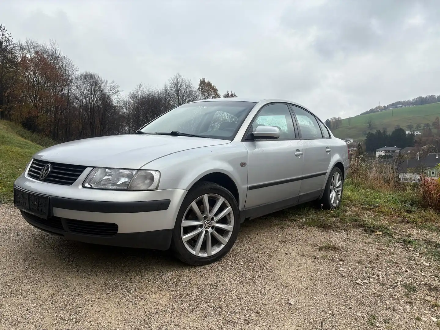 Volkswagen Passat 1,6 Silber - 2