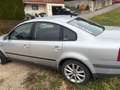 Volkswagen Passat 1,6 Silber - thumbnail 4