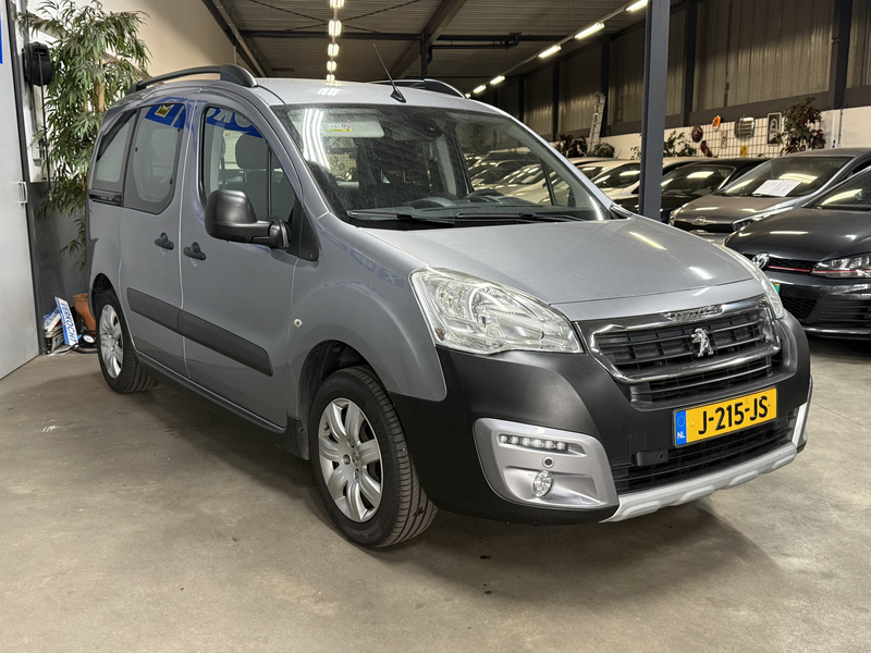 Peugeot Partner Tepee 1.2 PureTech Active — photo 4