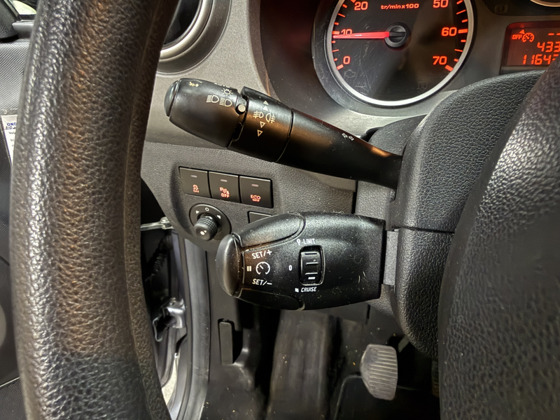 Peugeot Partner Tepee 1.2 PureTech Active — photo 13