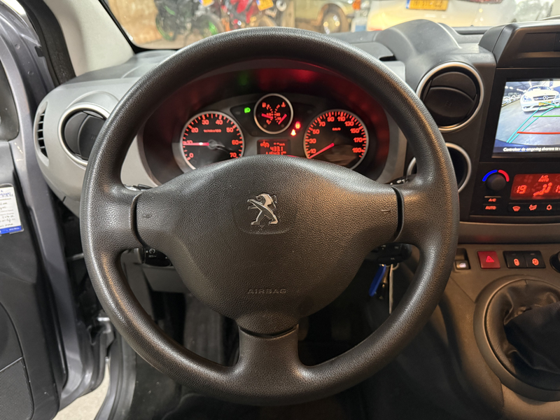Peugeot Partner Tepee 1.2 PureTech Active — photo 12