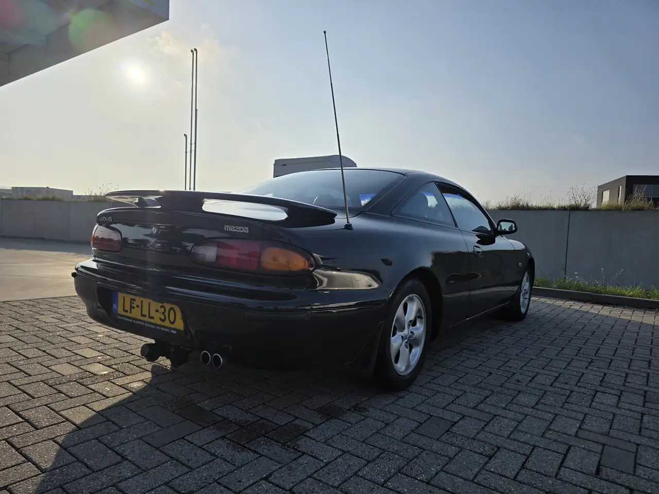 Mazda MX-6 2.5 V6 automaat, foto 3