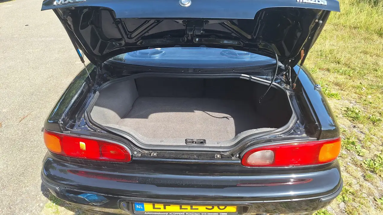 Mazda MX-6 2.5 V6 automaat, foto 10