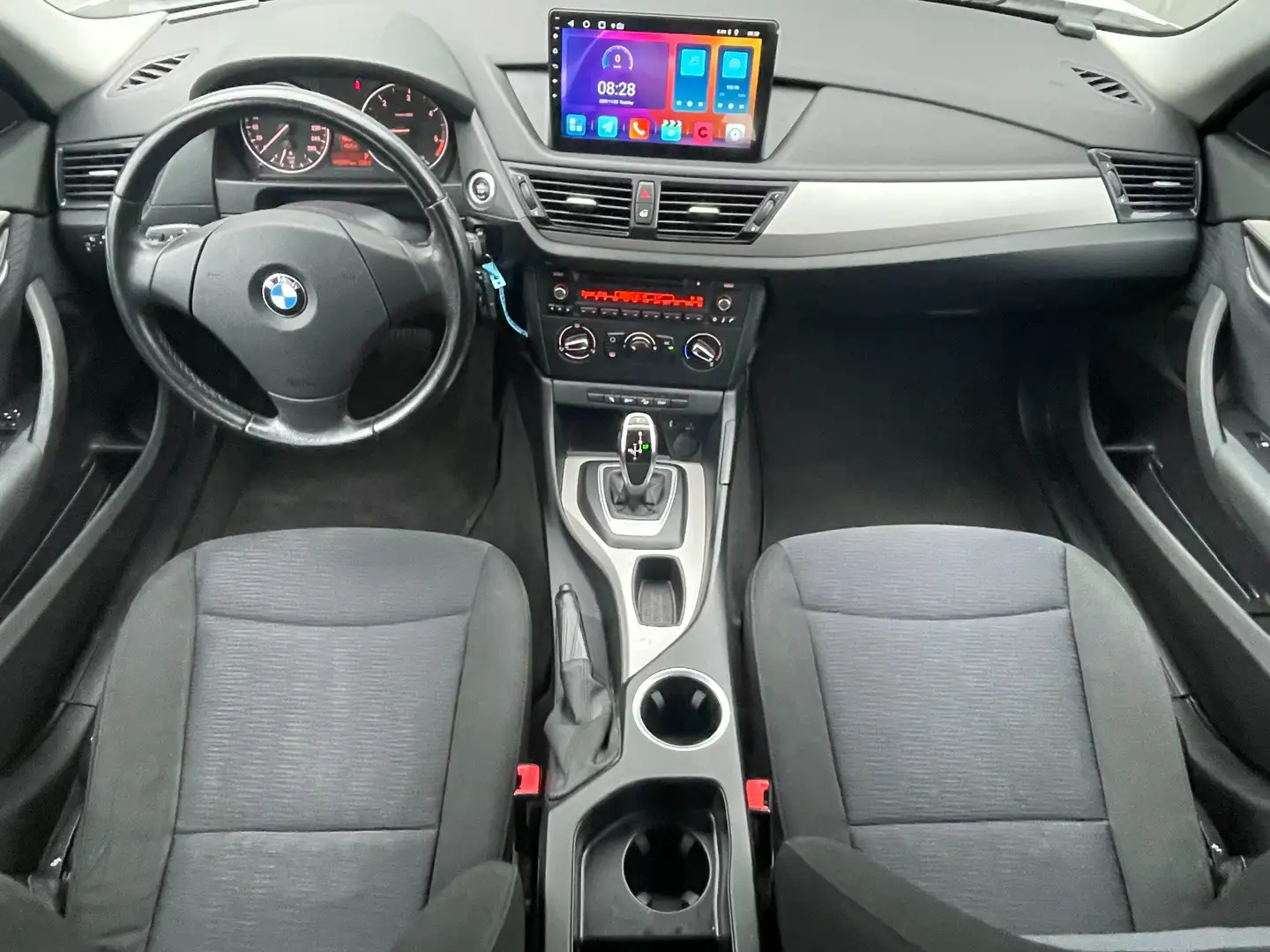 BMW X1 xDrive18d Aut. * 1. Vorbesitzer * Weiß - 2