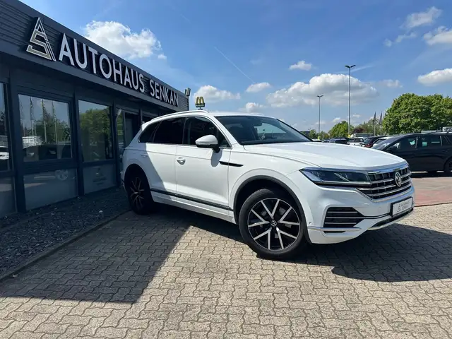 Volkswagen Touareg 3.0 TDI Elegance*LUFT*AHK*R-CAM*VIRTUAL*