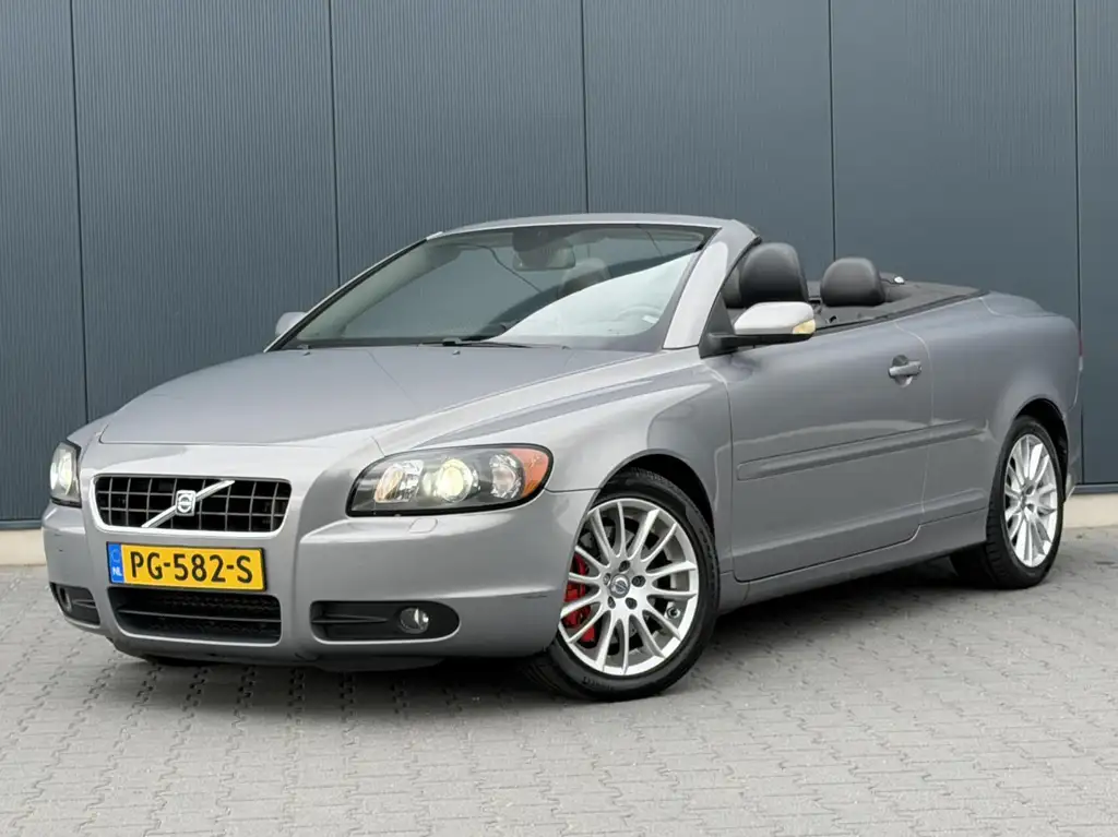 Volvo C70 2007 из Европы — купить под ключ