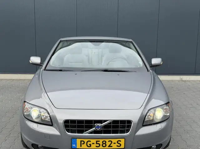 Volvo C70 view 15