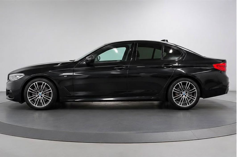 BMW 530 5-serie 530i High Executive|M-pakket|Keyless|Memor — photo 2