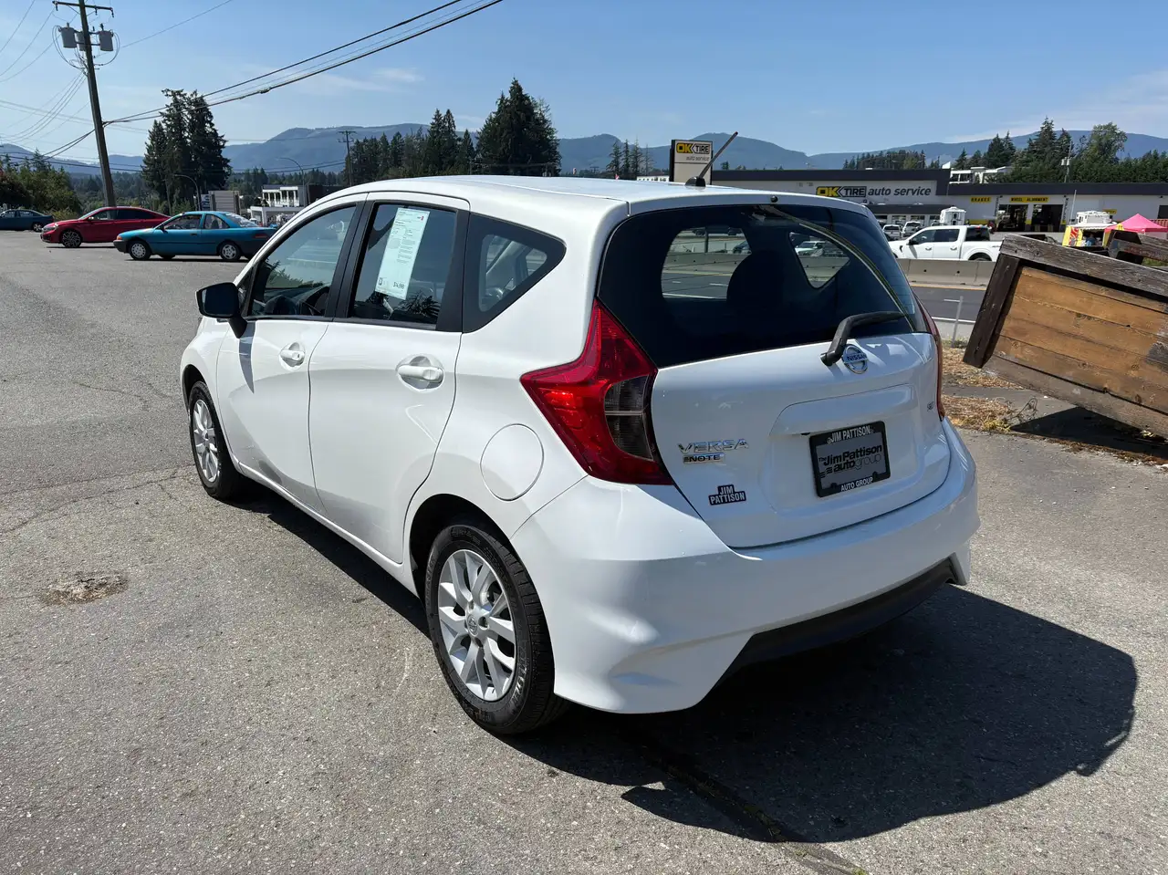 Nissan Versa photo Nissan Versa