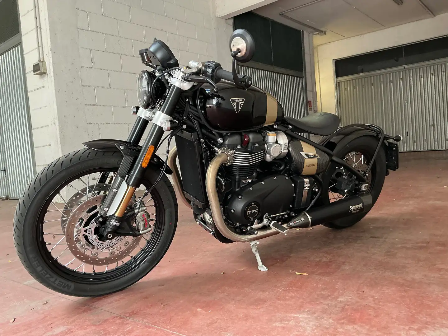 Triumph Bonneville Bobber TFC 2025 Zwart - 1