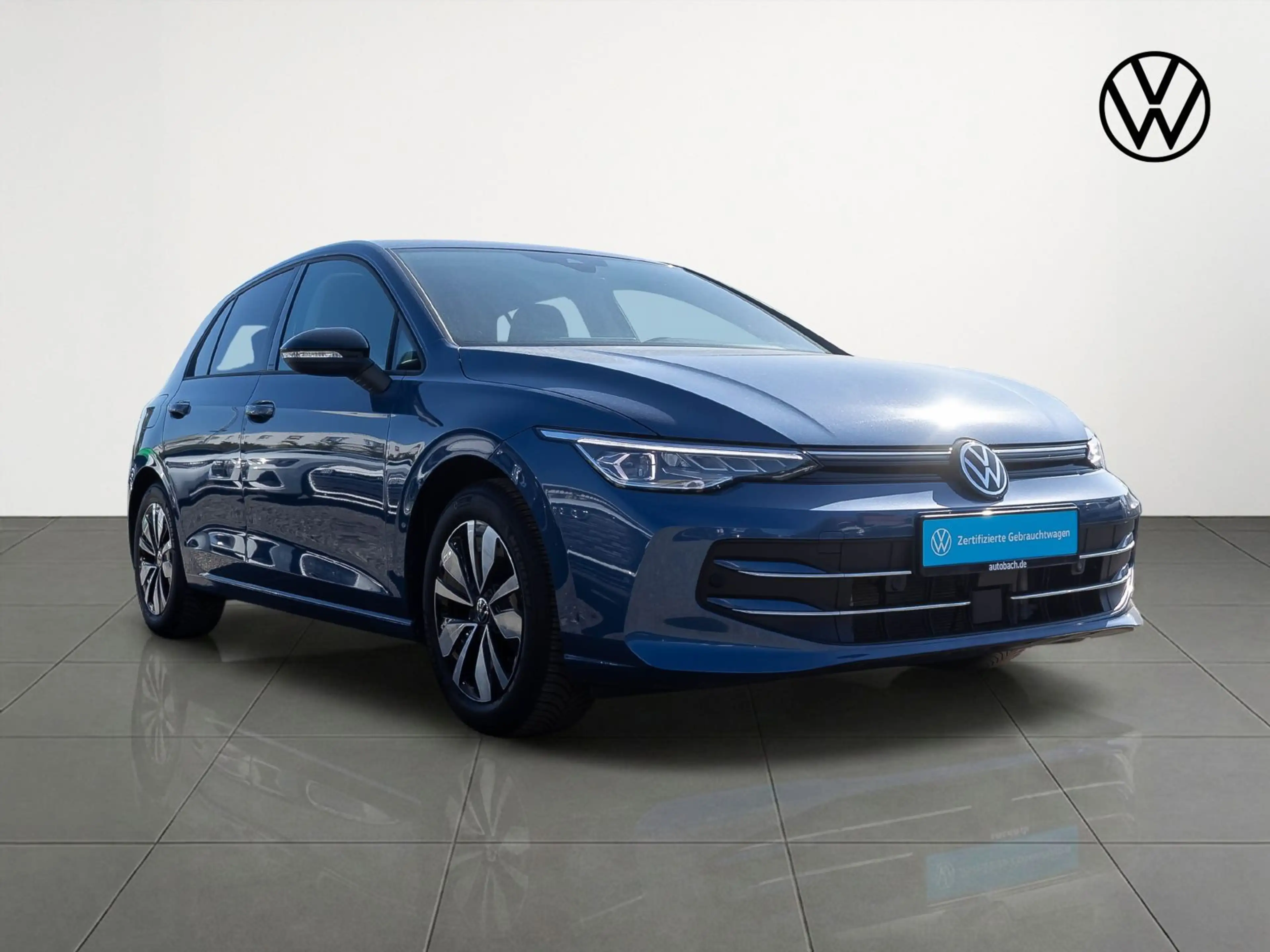 Volkswagen Golf VIII Goal 1.5 eTSI DSG Navi Matrix ACC AHK — photo 3