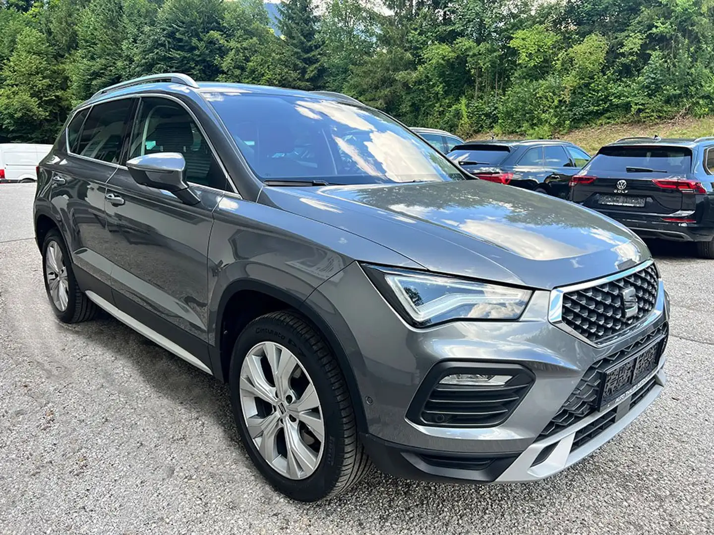 SEAT Ateca Ateca 2,0 Xperience 4WD TDI DSG Xperience Grau - 2