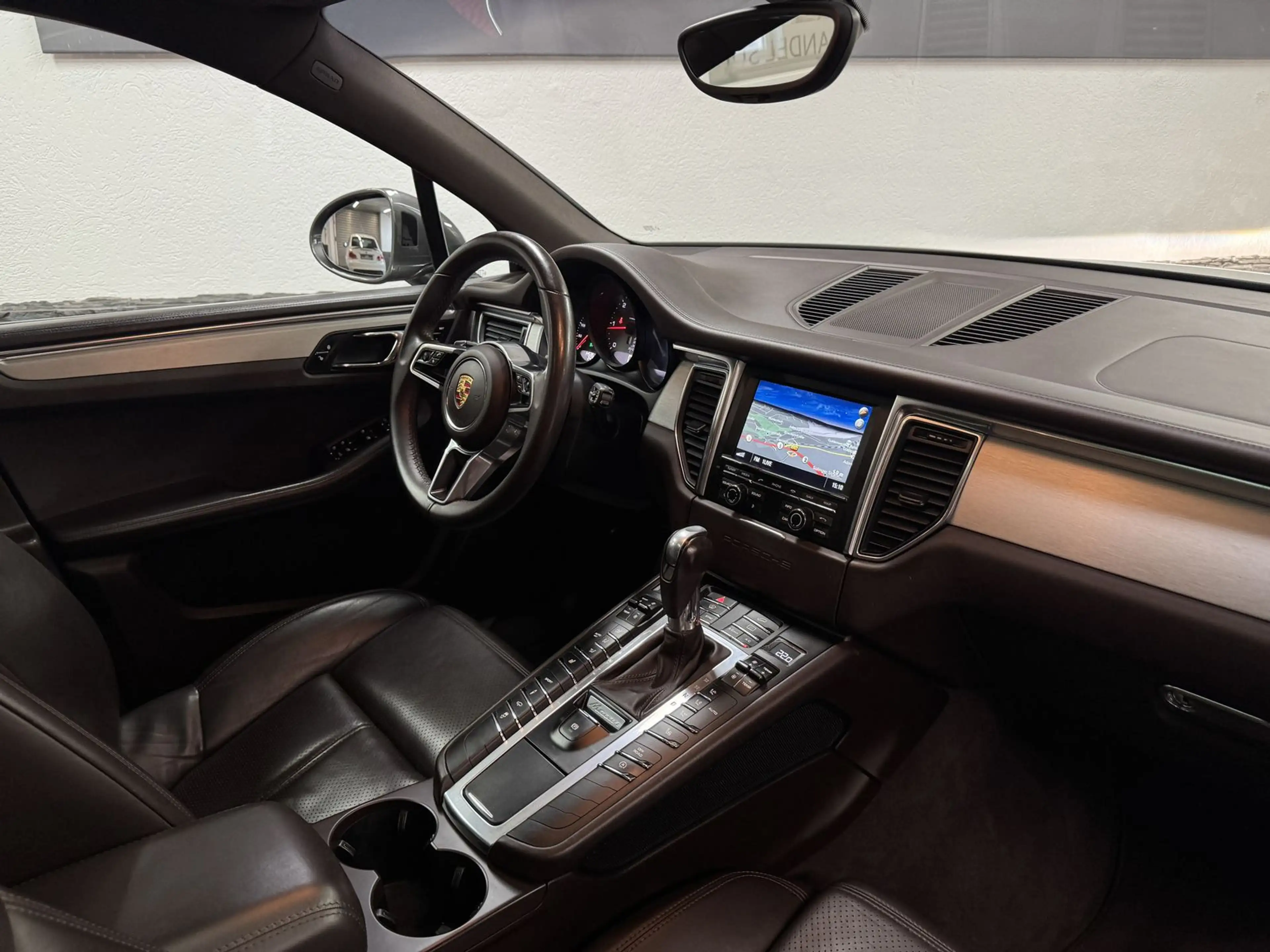 Porsche Macan S*SPORT DESIGN*PANO*LUFT*KAMERA* — photo 9