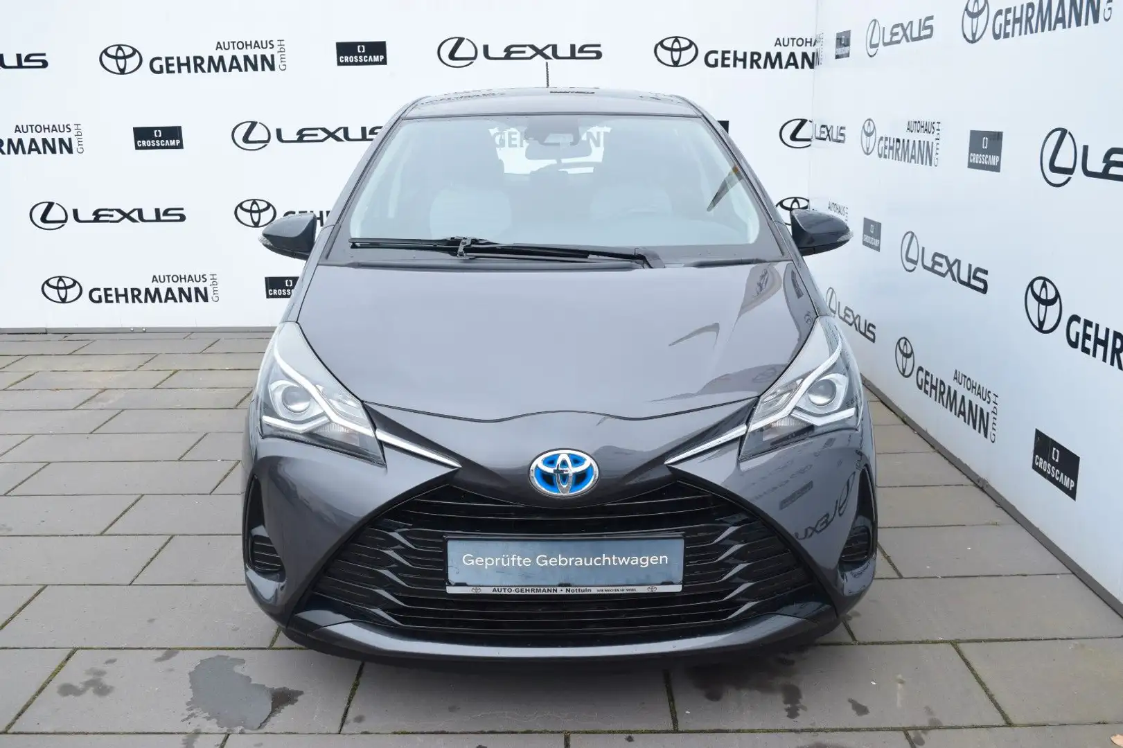 Toyota Yaris Hybrid Comfort *SHZ* Gris - 2