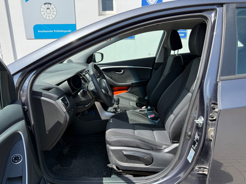 Hyundai i30 blue Classic*KLIMA*HU04/28* — photo 7