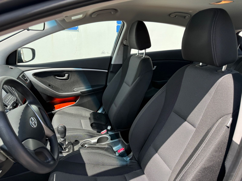 Hyundai i30 blue Classic*KLIMA*HU04/28* — photo 8