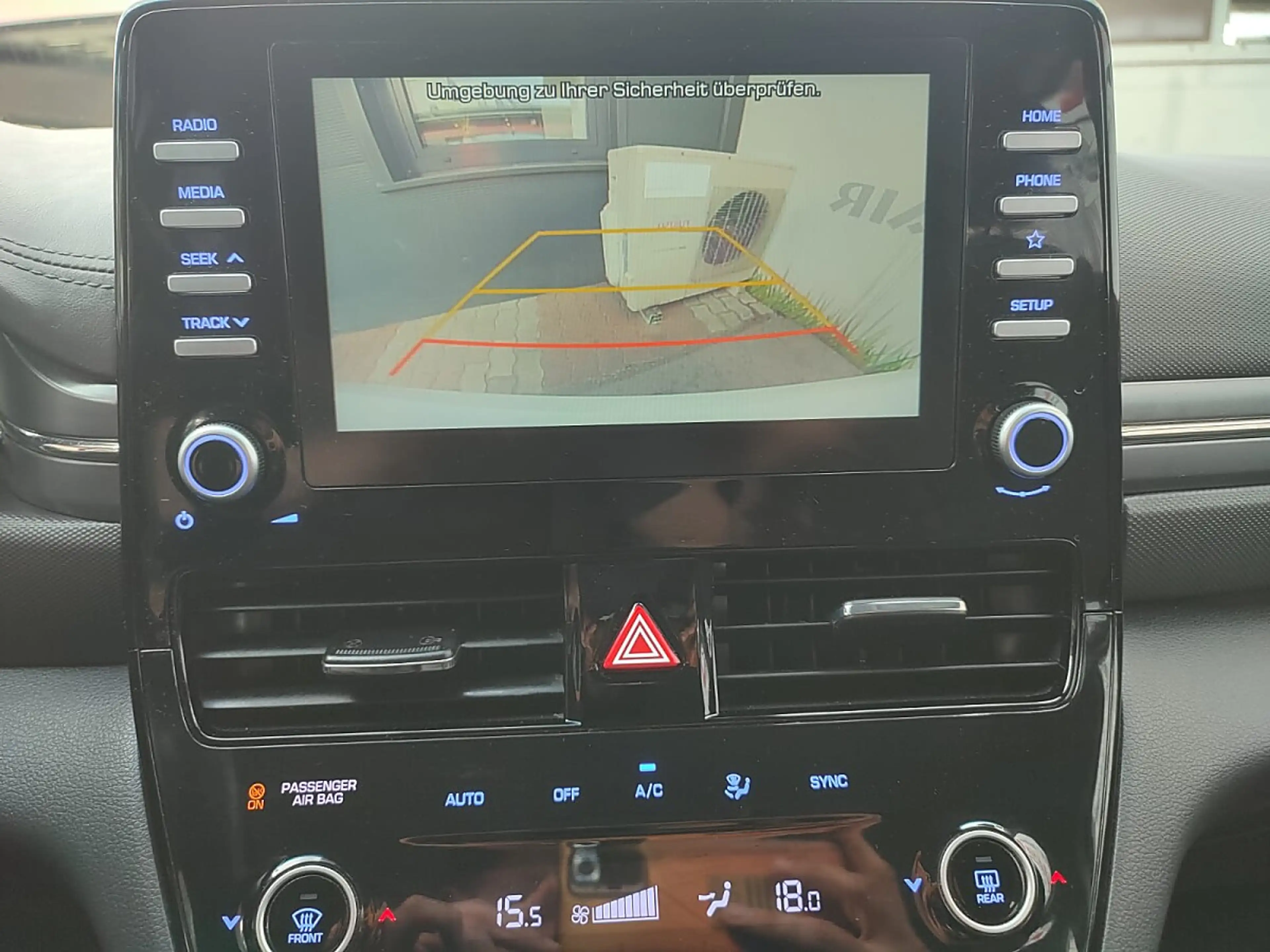 Hyundai IONIQ Ioniq 1,6 GDi Plug-In PHEV Level 3 DCT Aut. *Ta... — photo 10
