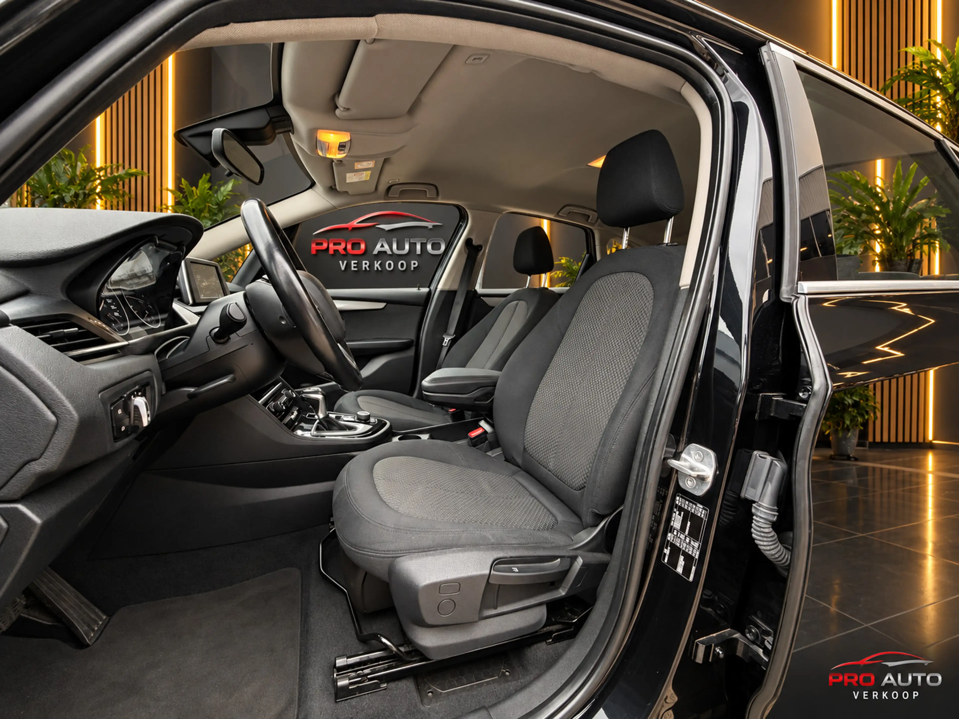 BMW 218 2-serie Active Tourer 218i Essential Bots assit_Tr — photo 3
