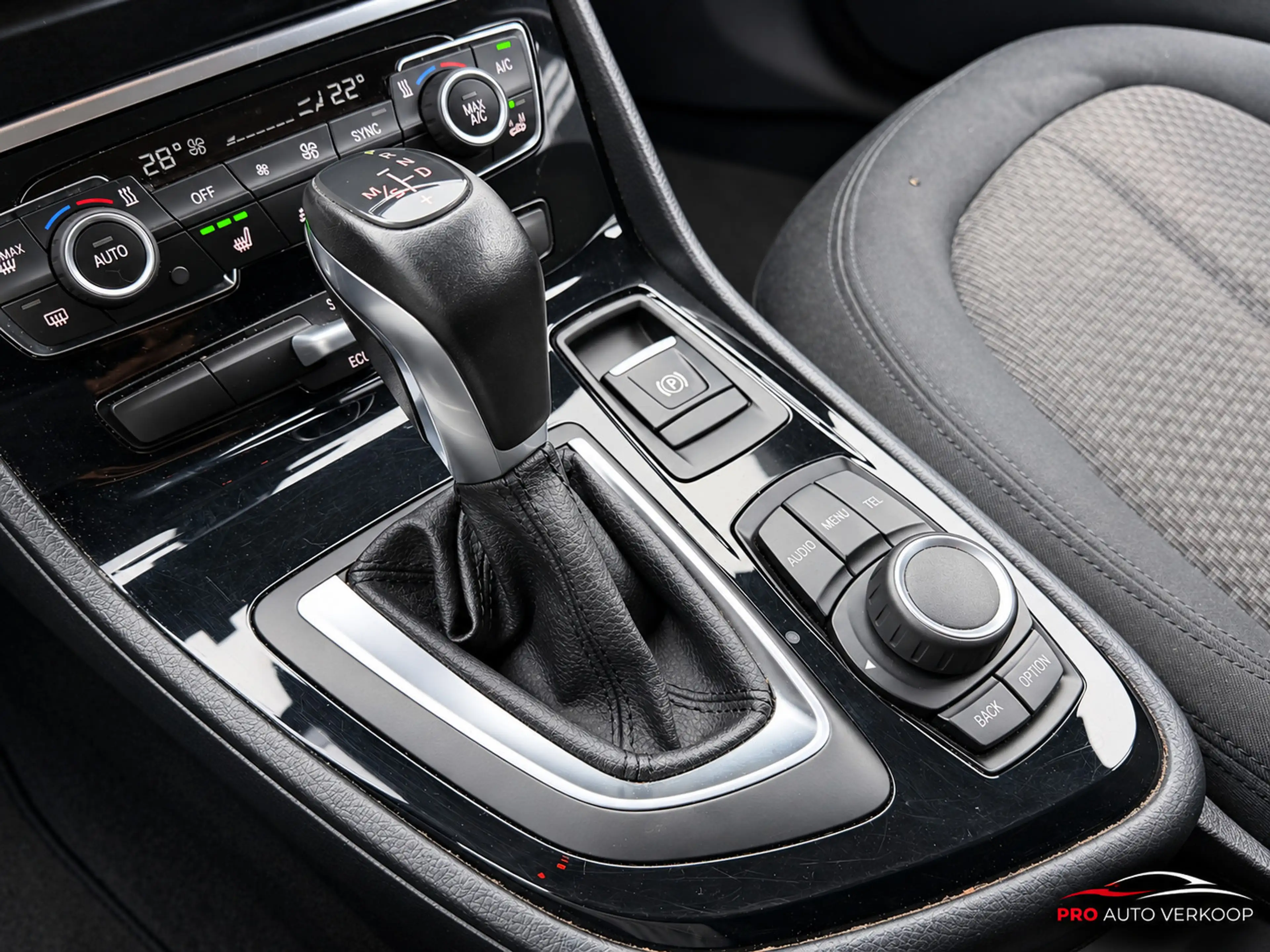 BMW 218 2-serie Active Tourer 218i Essential Bots assit_Tr — photo 6