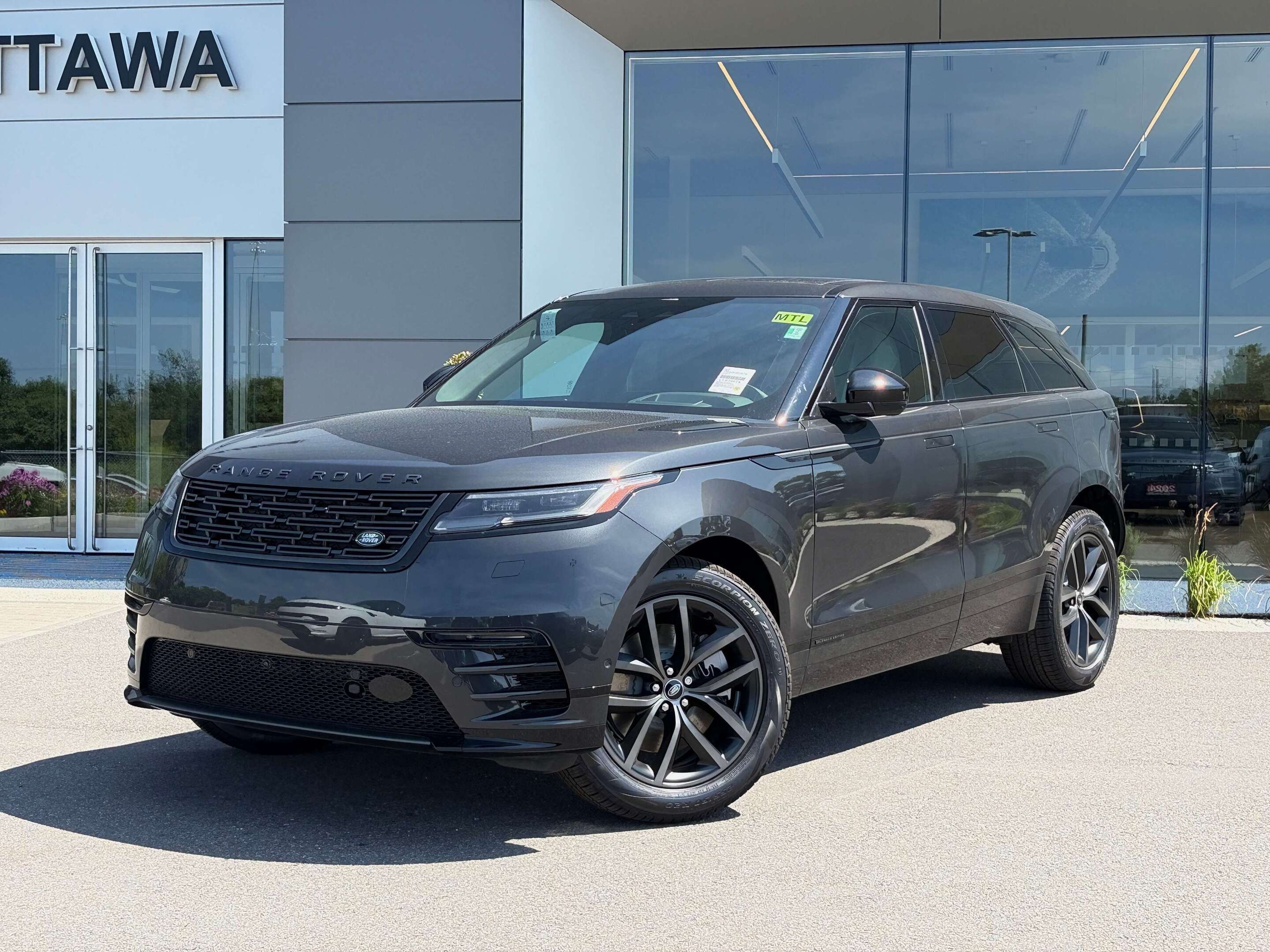 2026 Land Rover Range Rover Velar P250 Belgravia Edition