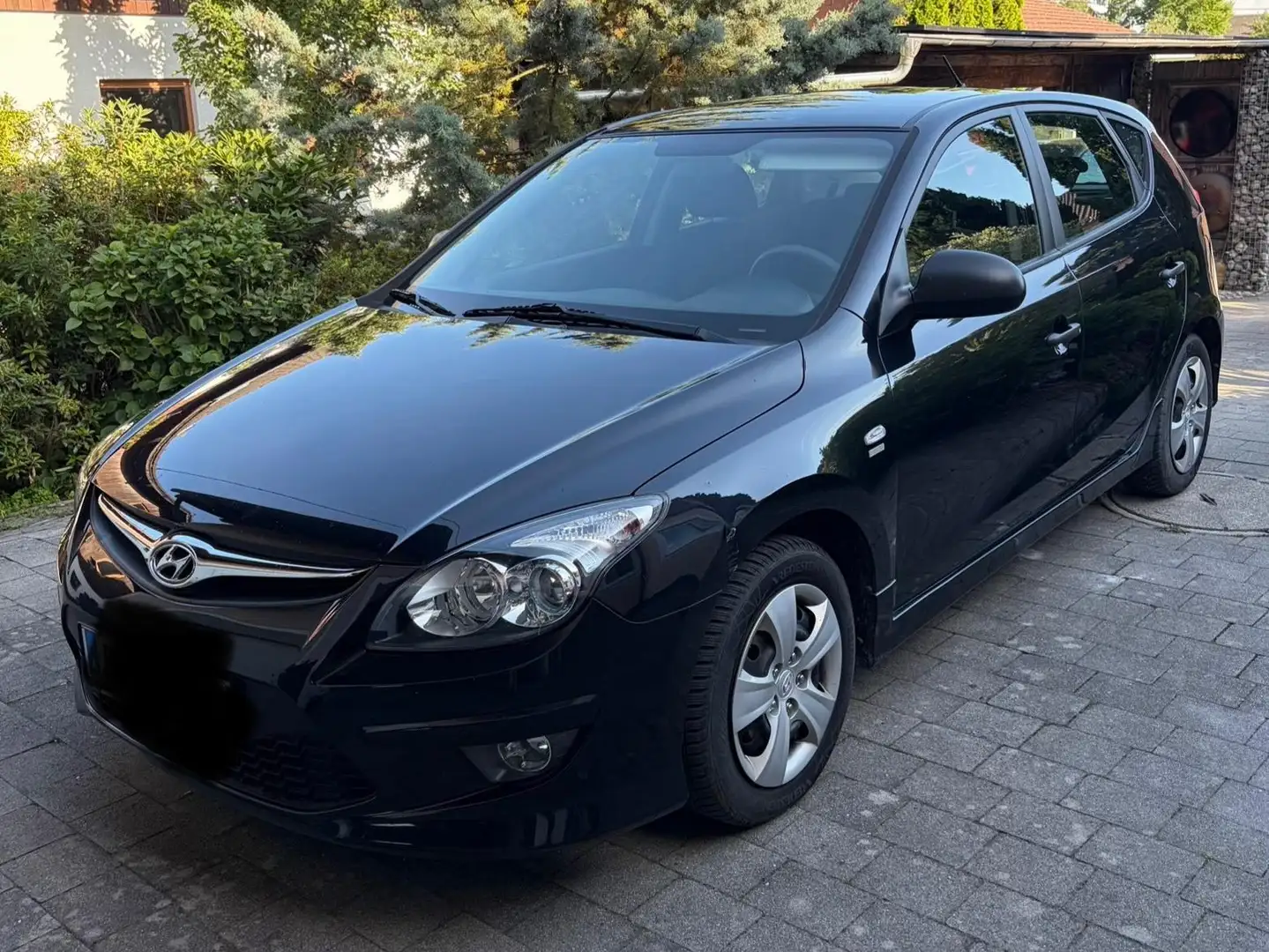 Hyundai i30 i30 1,4 CVVT Easy Easy Schwarz - 2