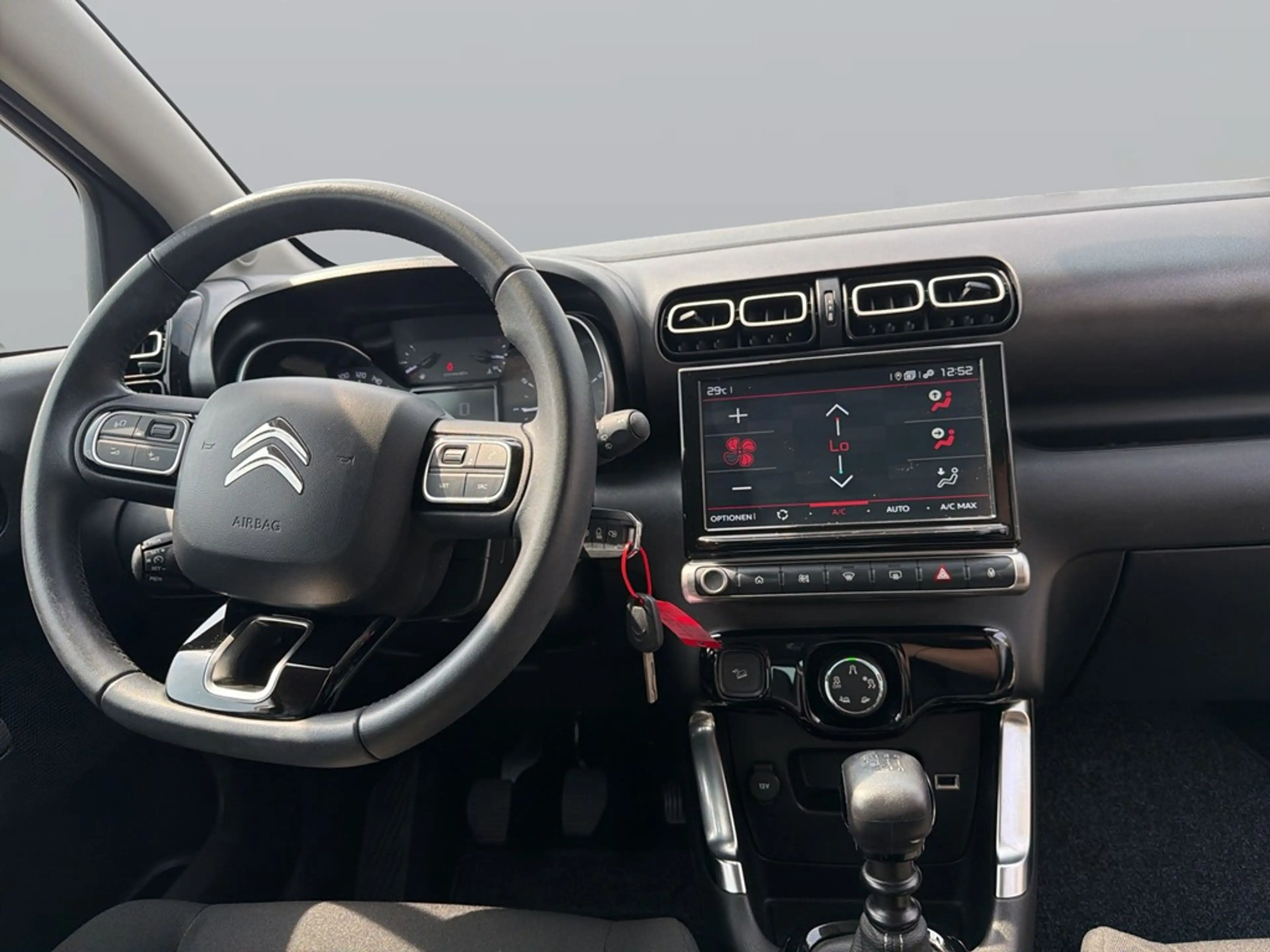 Citroen C3 Aircross Plus — photo 12