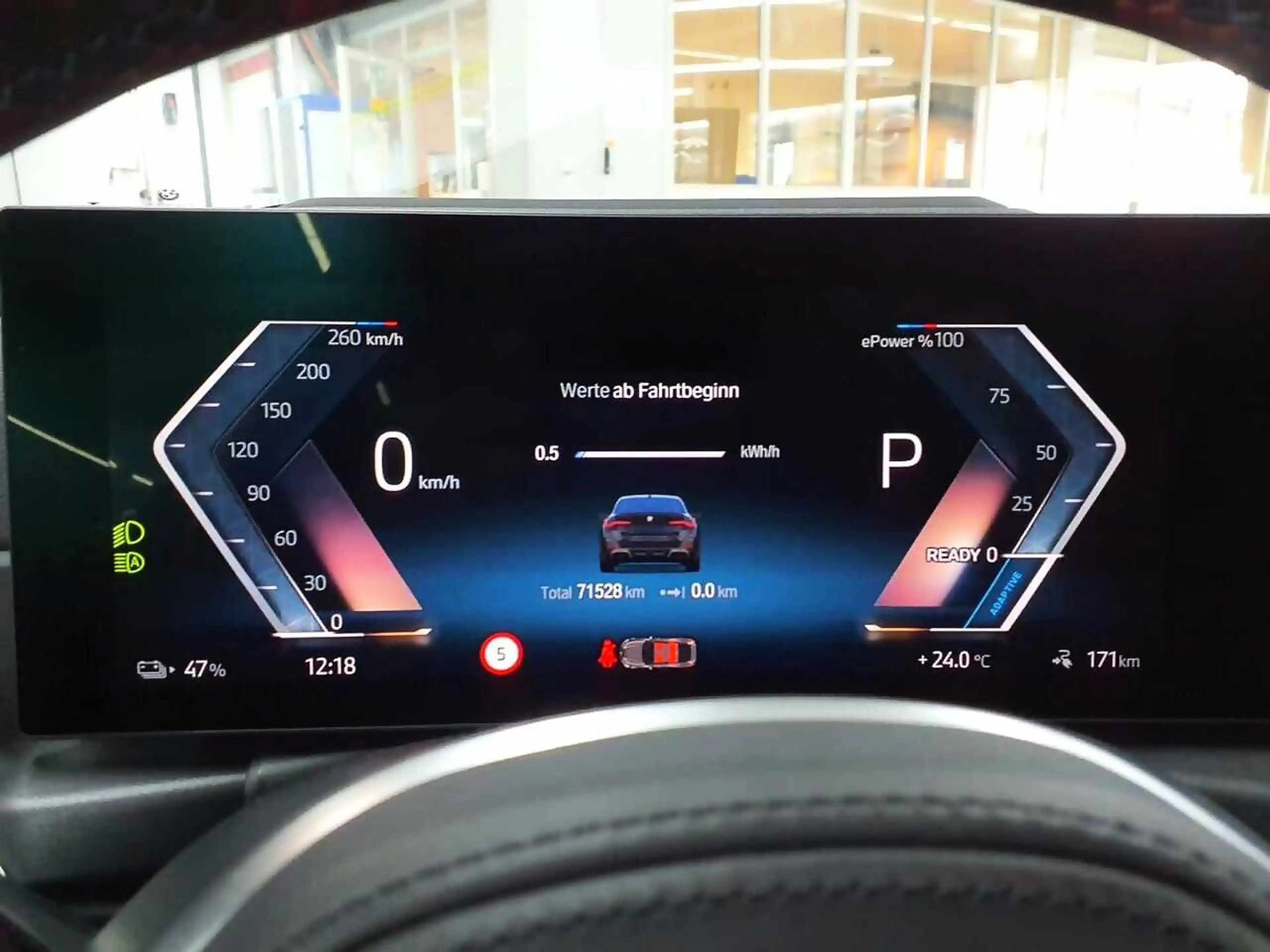 BMW i4 - M50 i xDrive LED*LEDER*SKY*AHK*RFK*TEMPOMAT — photo 10